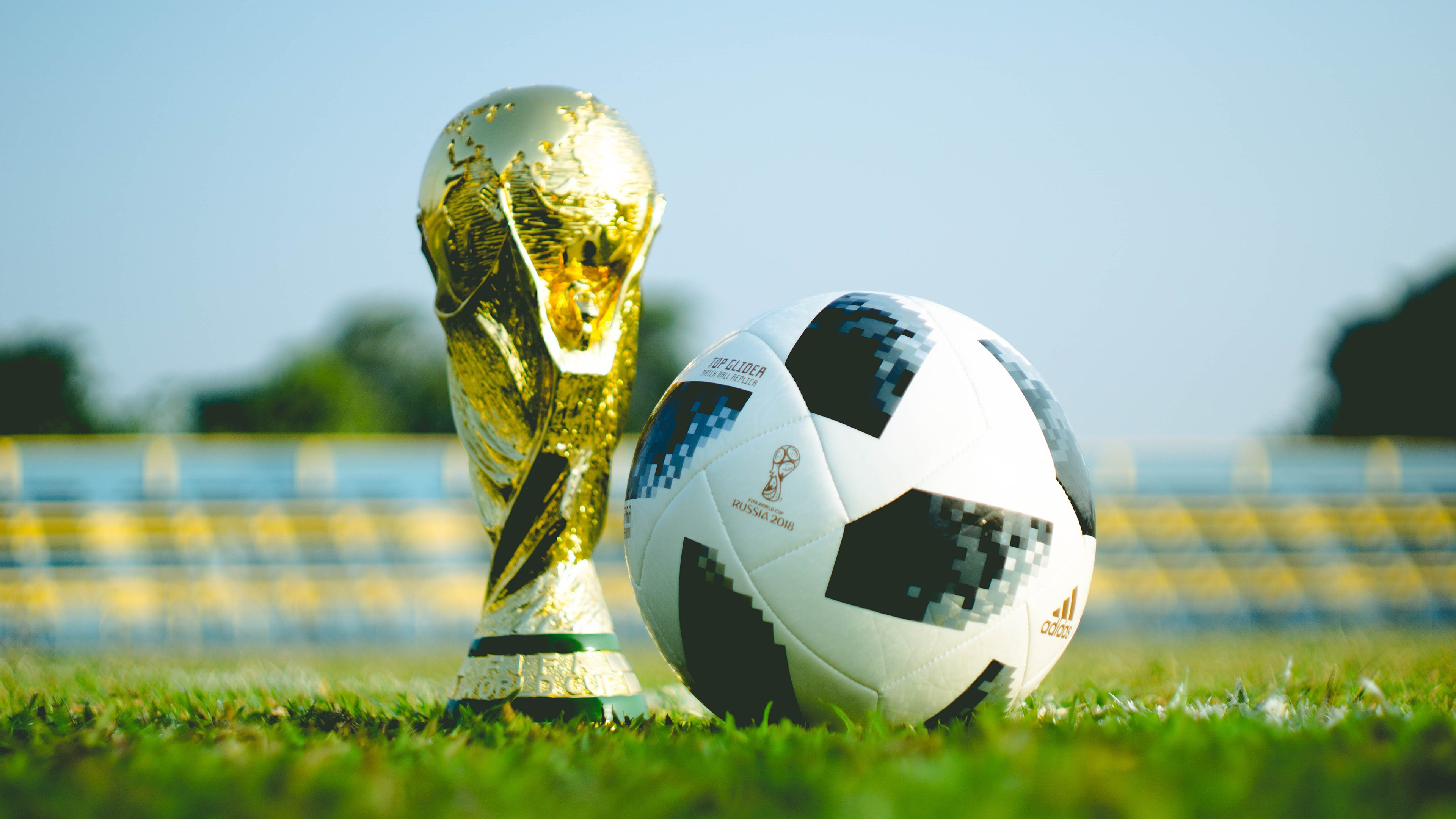 爱游戏升级体验-甘冈0-2负里昂，保级命悬一线